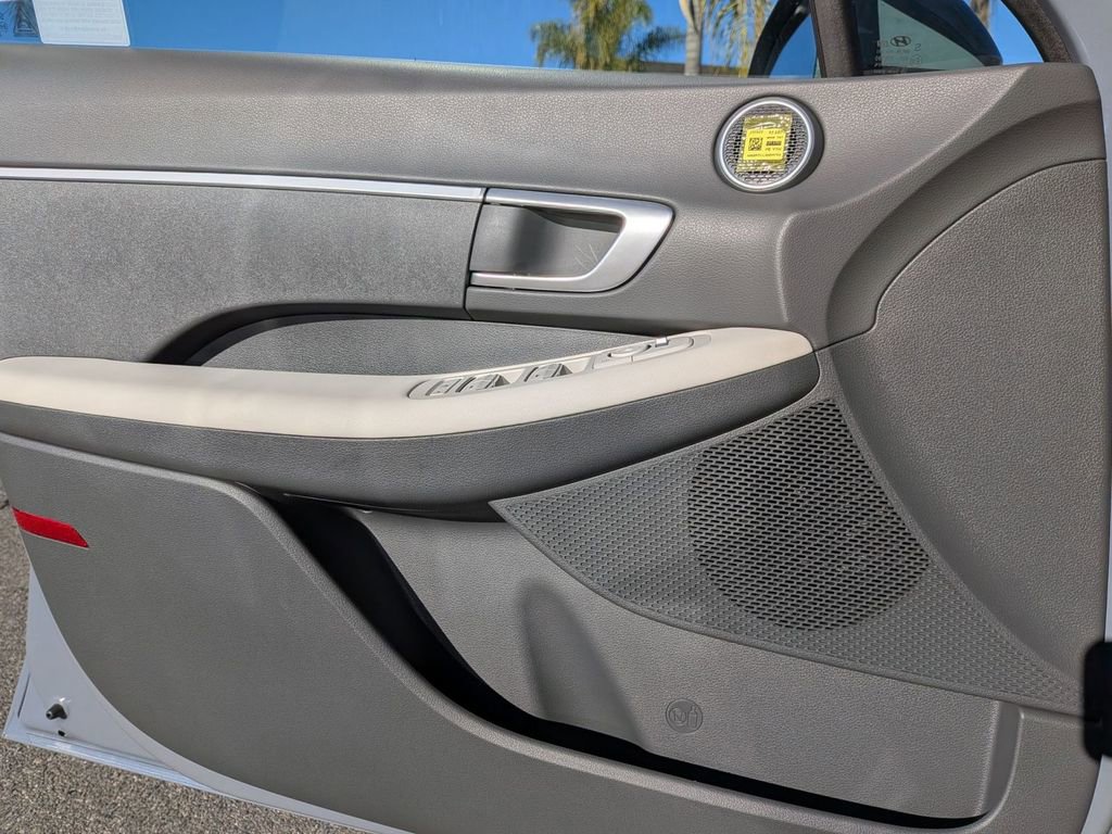 New 2025 Hyundai Sonata SE image 13