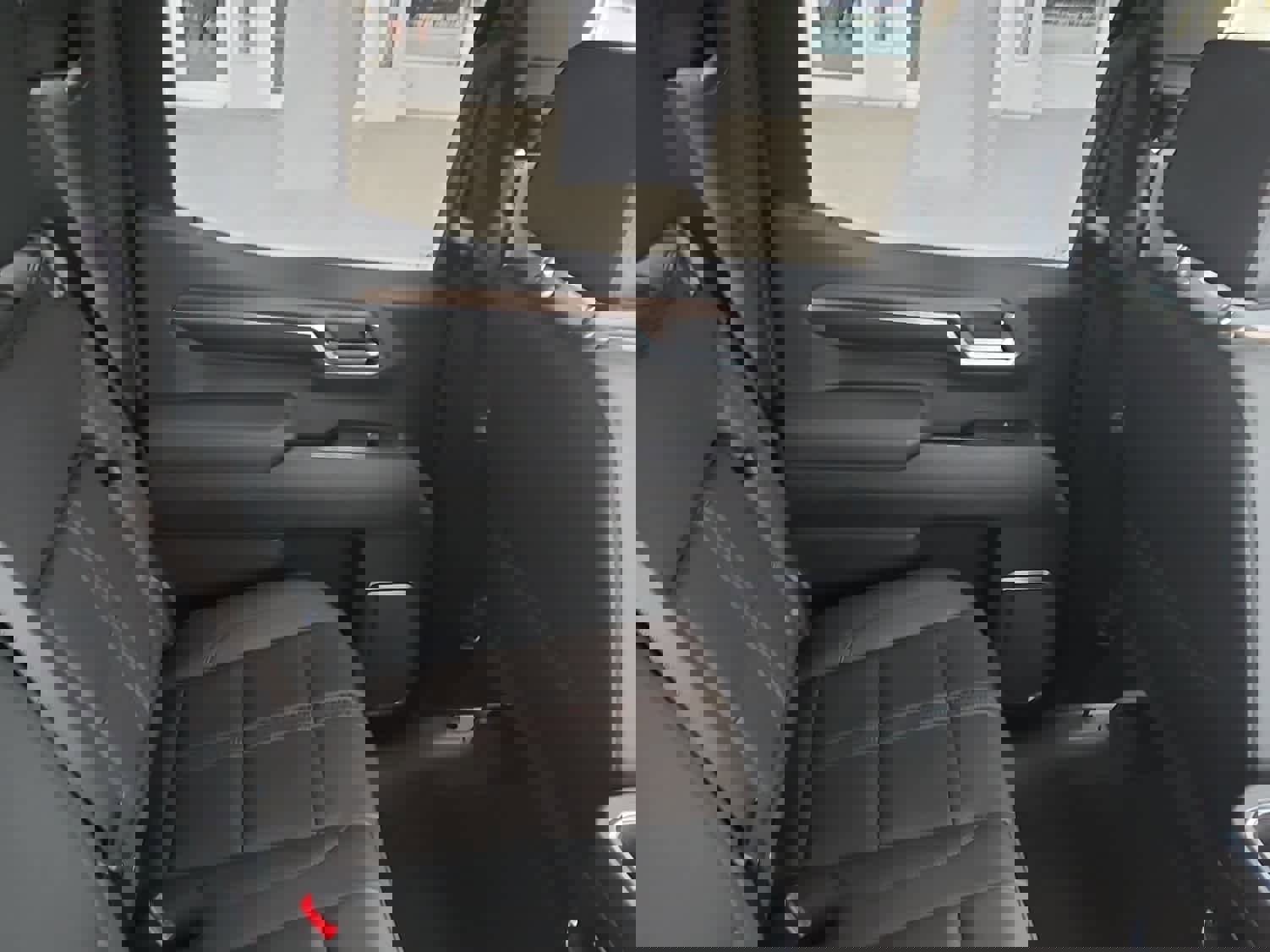 Used 2024 Chevrolet Silverado 1500 High Country w/ High Country Premium Package image 20