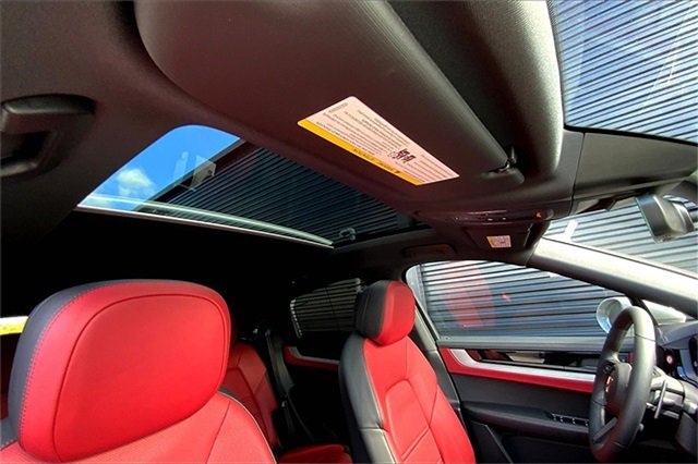 New 2026 Porsche Cayenne E-Hybrid Coupe image 32