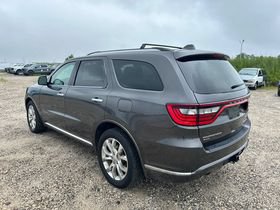 Used 2017 Dodge Durango Citadel w/ Technology Group AWD/4WD image 2