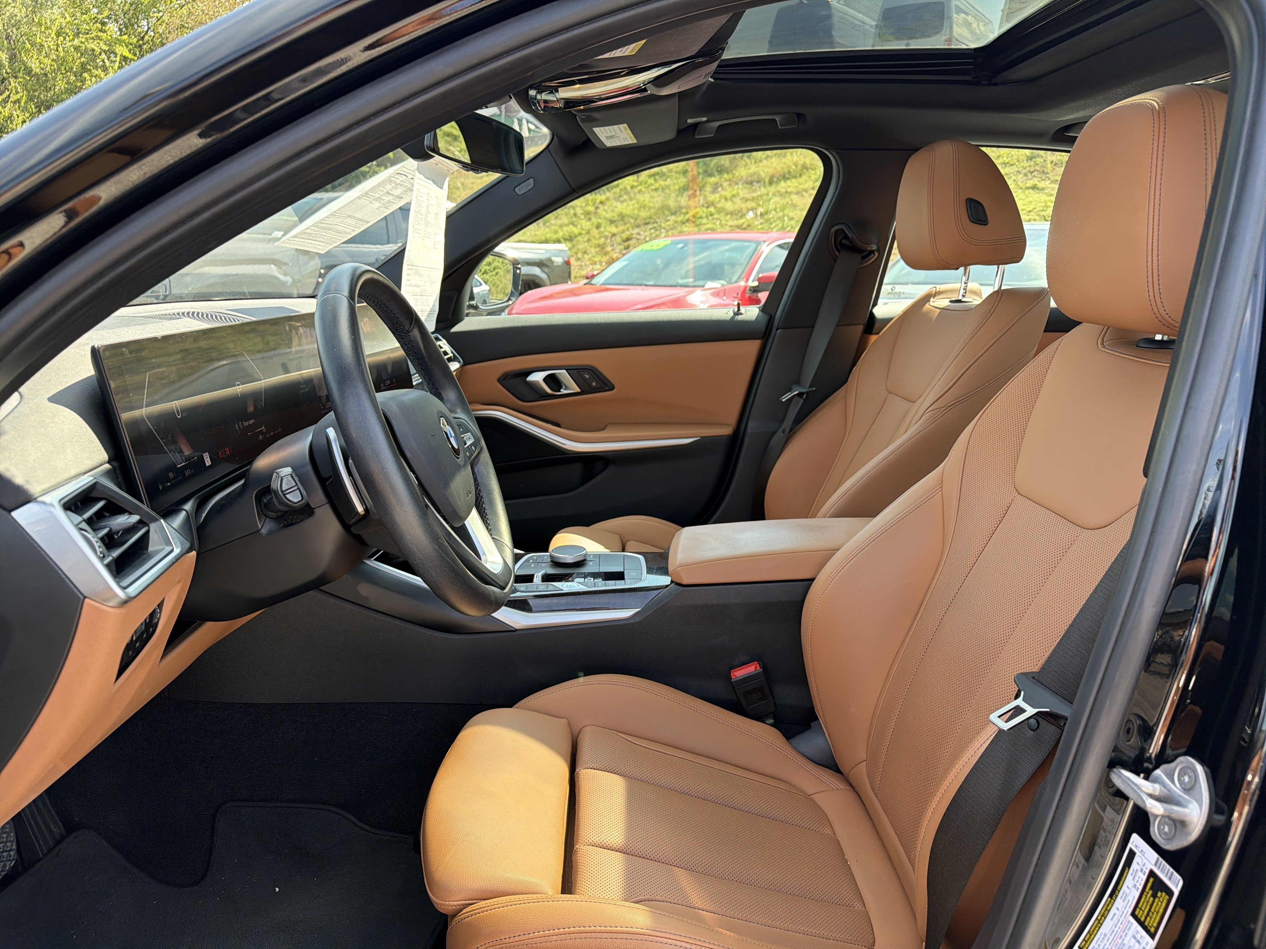 Used 2024 BMW 330i Sedan w/ Convenience Package RWD image 23