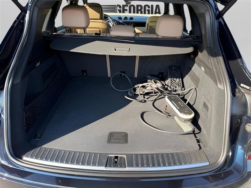 Used 2019 Porsche Cayenne E-Hybrid image 13