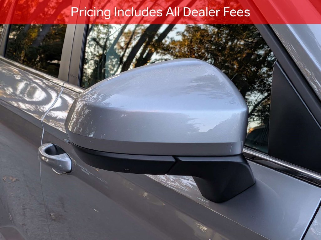 Used 2024 Volkswagen Taos SE FWD image 12