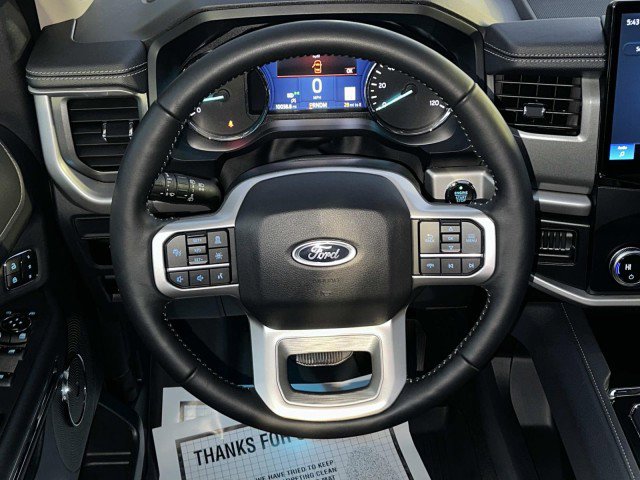 Used 2024 Ford Expedition Max XLT image 24