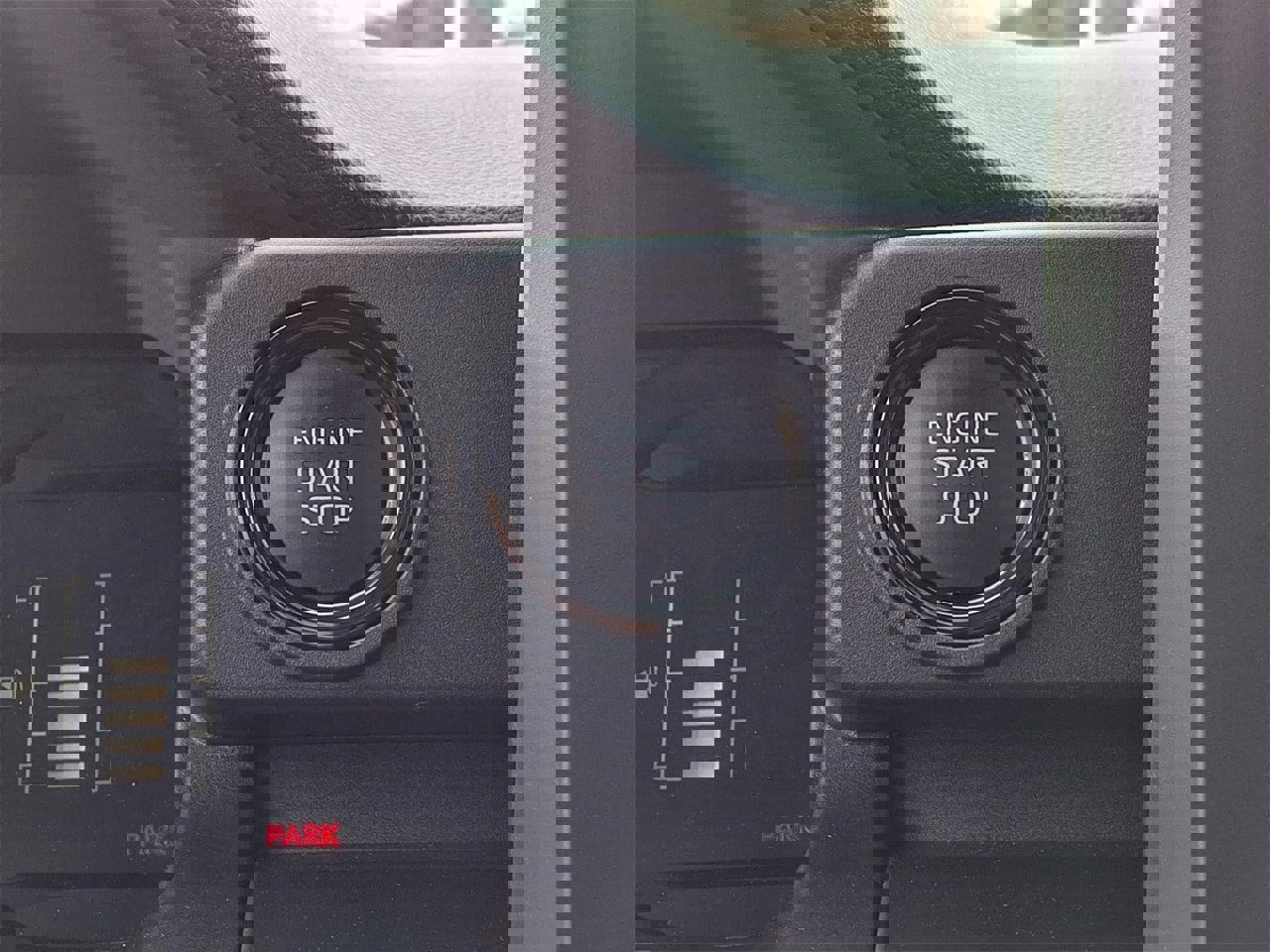 Certified 2025 Toyota Tacoma SR5 image 22