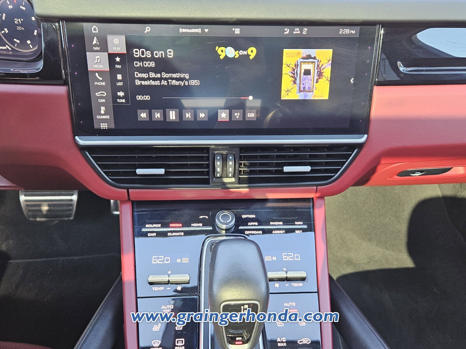 Used 2019 Porsche Cayenne S image 15