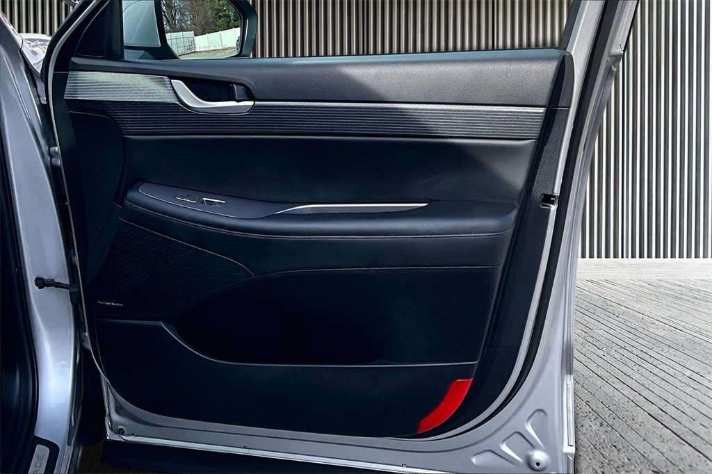 Used 2024 Hyundai Palisade Limited image 23