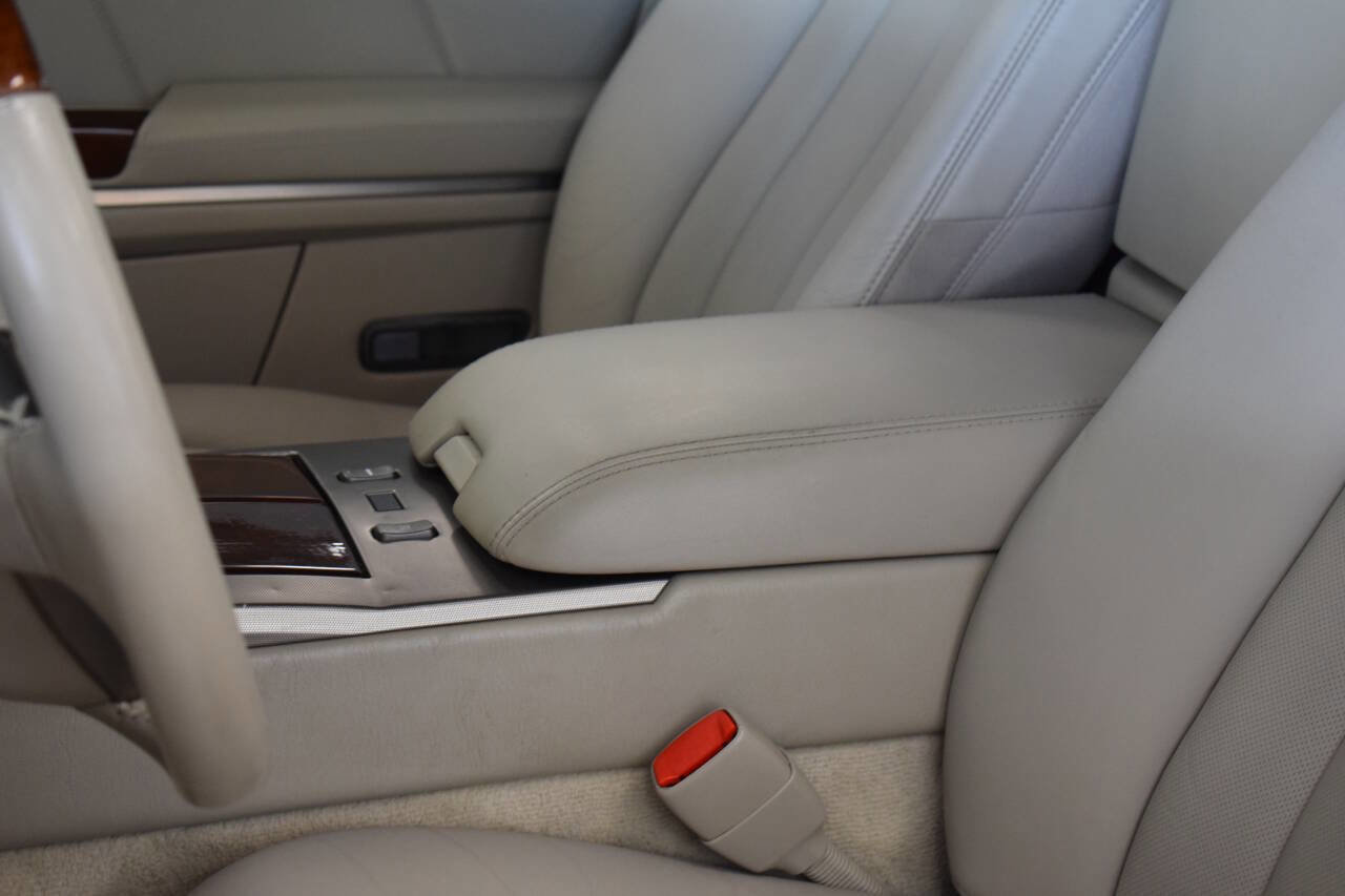 Used 2005 Cadillac XLR image 99