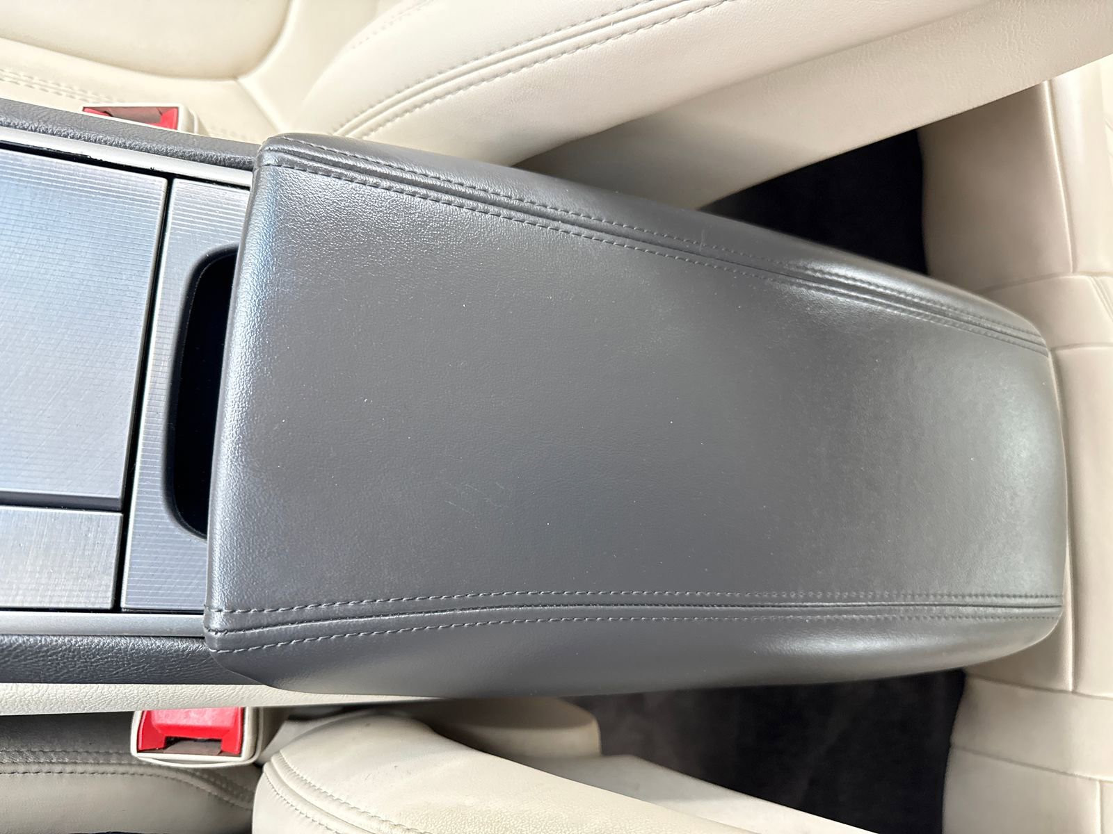 Used 2017 Lincoln MKZ Premiere AWD/4WD image 32