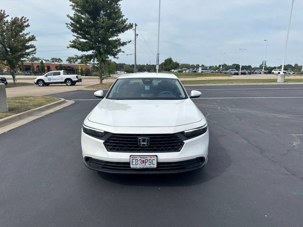 Used 2023 Honda Accord LX image 3
