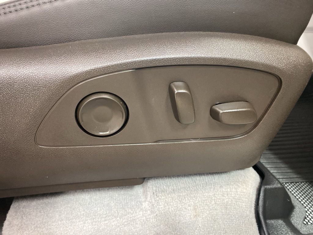 Certified 2024 GMC Acadia Denali w/ Super Cruise Package image 28