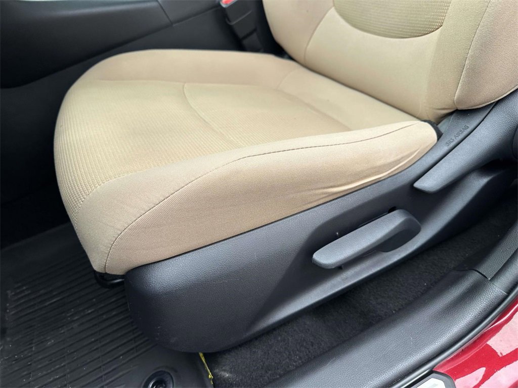 Certified 2021 Toyota RAV4 LE image 19