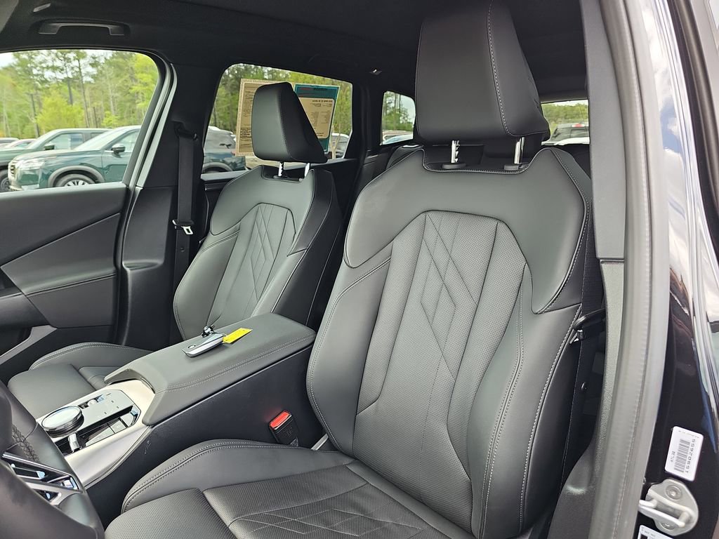 Used 2025 BMW X3 xDrive30i w/ M Sport Package image 19