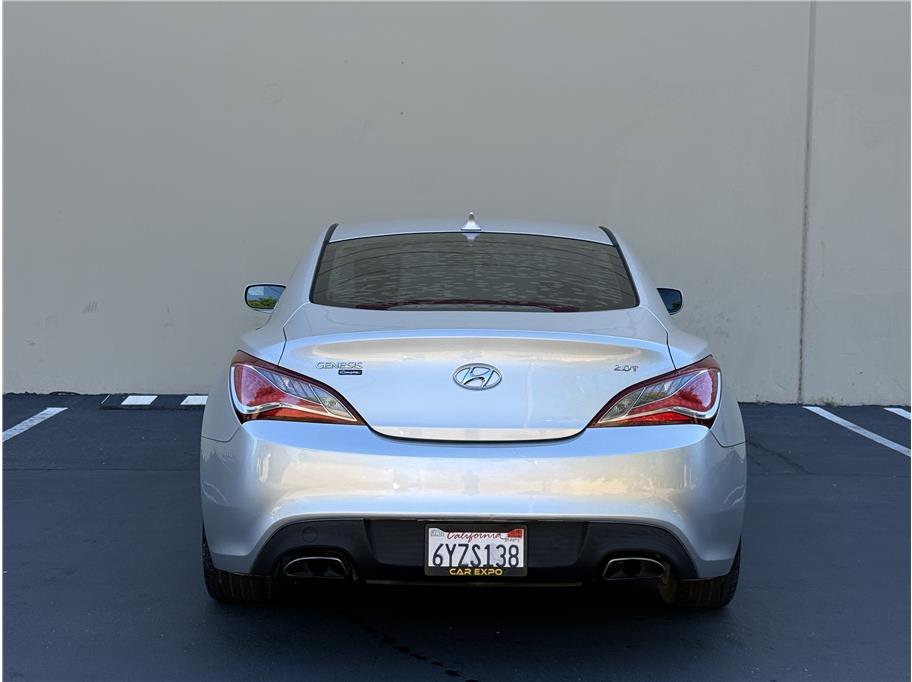 Used 2013 Hyundai Genesis 2.0T image 6