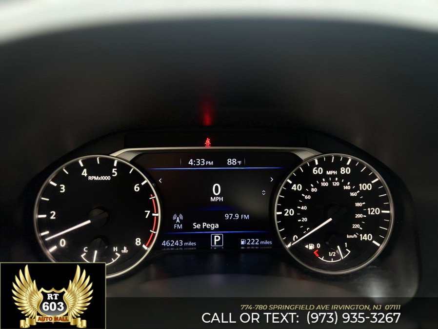 Used 2024 Nissan Altima 2.5 SV FWD image 17
