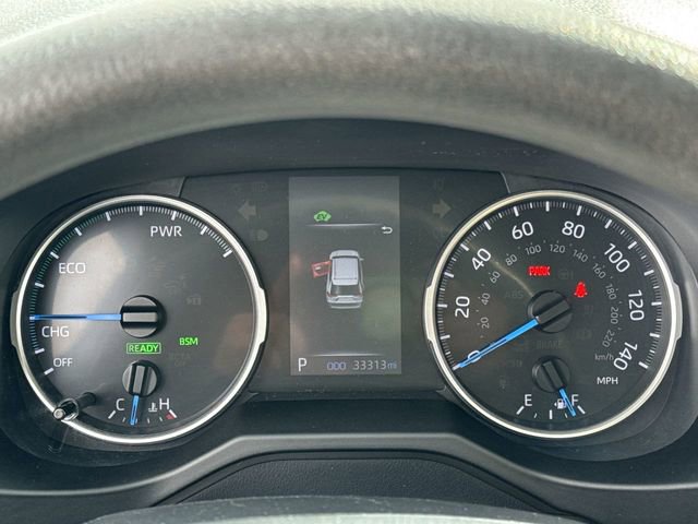 Used 2021 Toyota RAV4 XLE w/ Convenience Package image 18