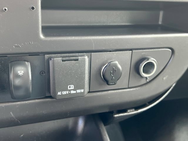 Used 2021 GMC Savana 3500 w/ Driver Convenience Package RWD image 18