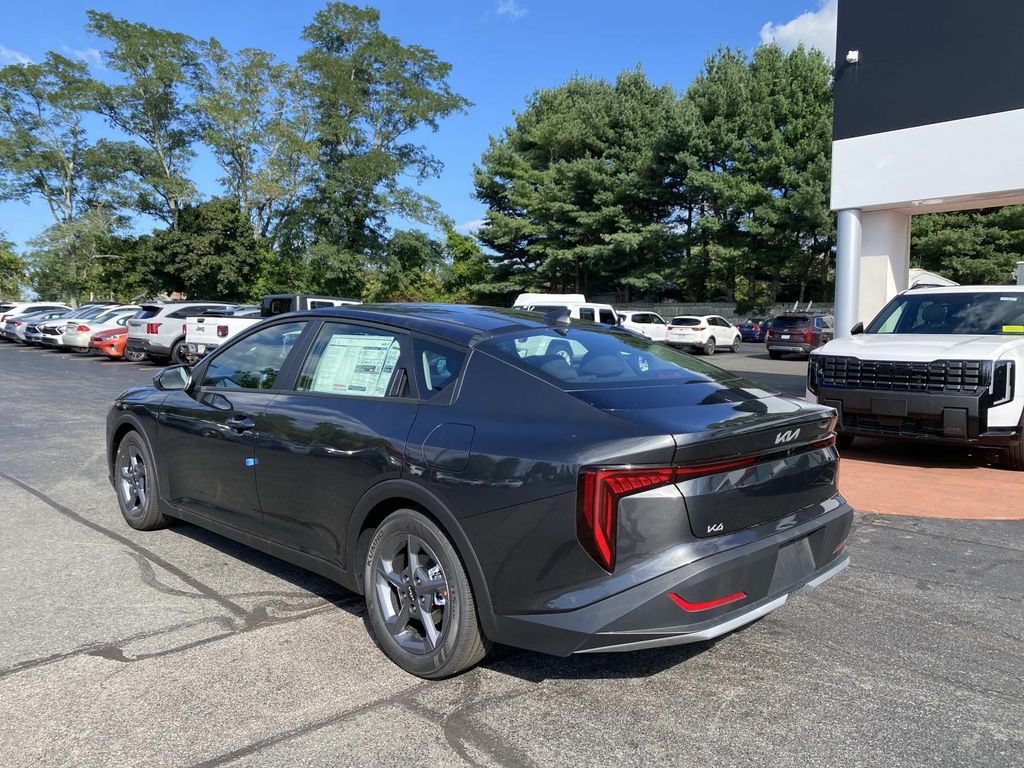 New 2026 Kia K4 FWD image 3