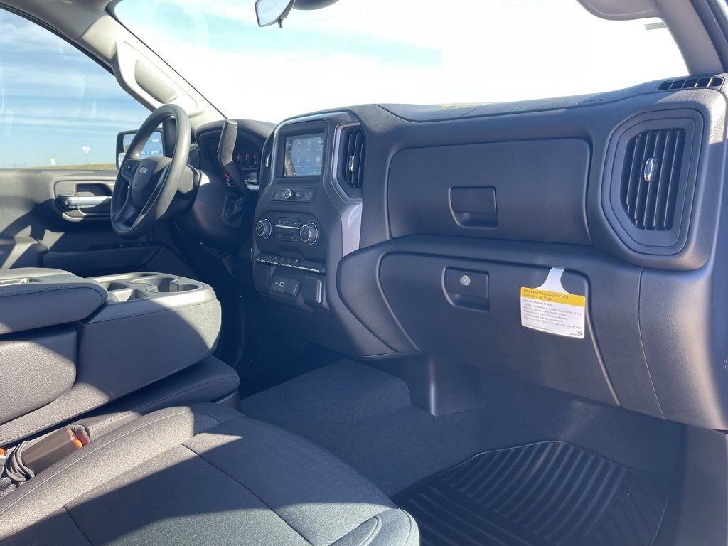 New 2026 Chevrolet Silverado 1500 Custom w/ Turbomax Blackout Package image 12