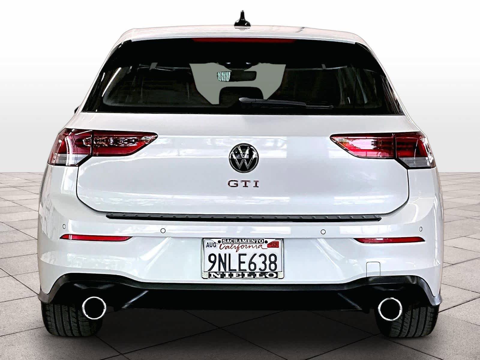 Used 2024 Volkswagen GTI SE FWD image 6