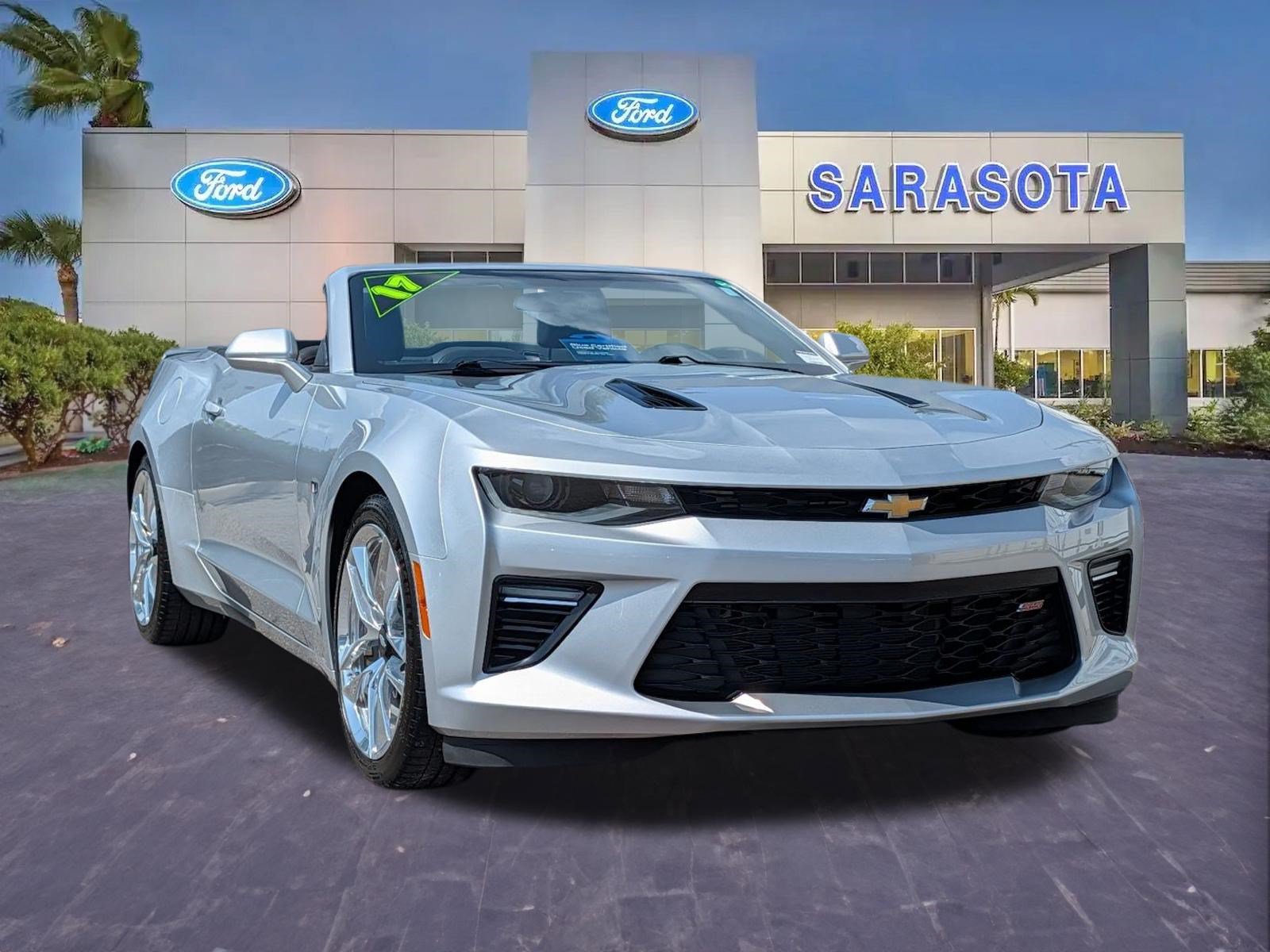 Used 2017 Chevrolet Camaro SS RWD image 1