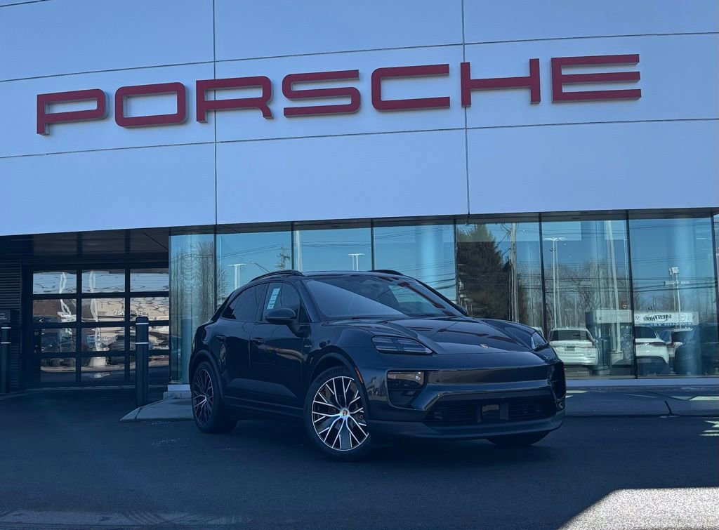 New 2026 Porsche Macan 4 Electric image 20