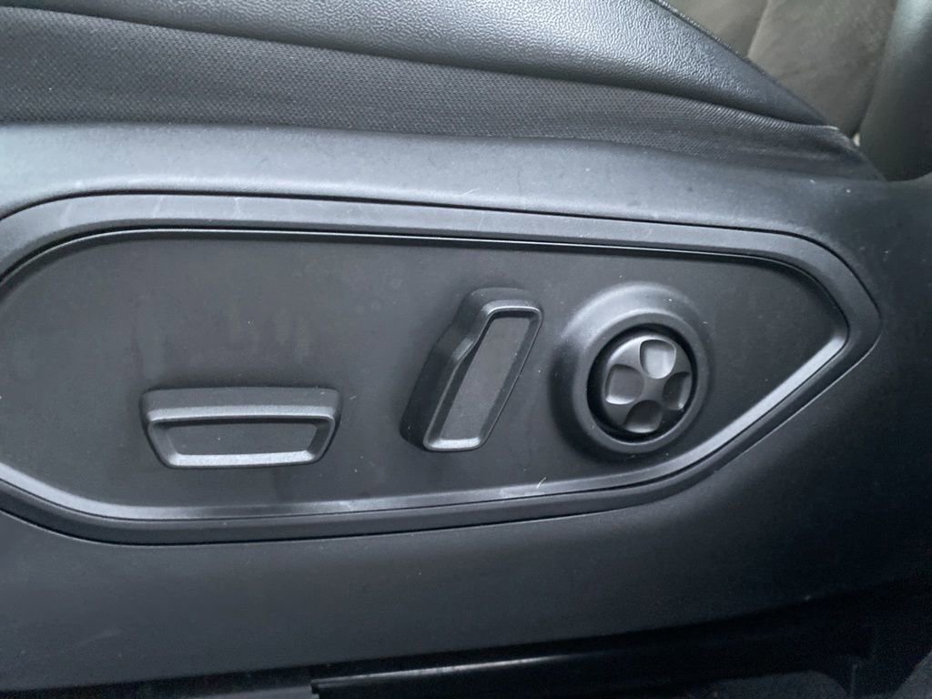 Used 2023 Jeep Grand Cherokee L Laredo image 26