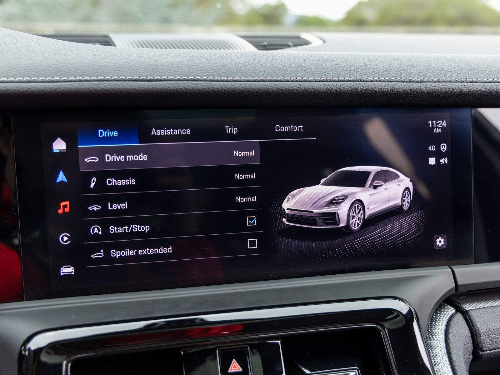 Certified 2025 Porsche Panamera 4 image 34