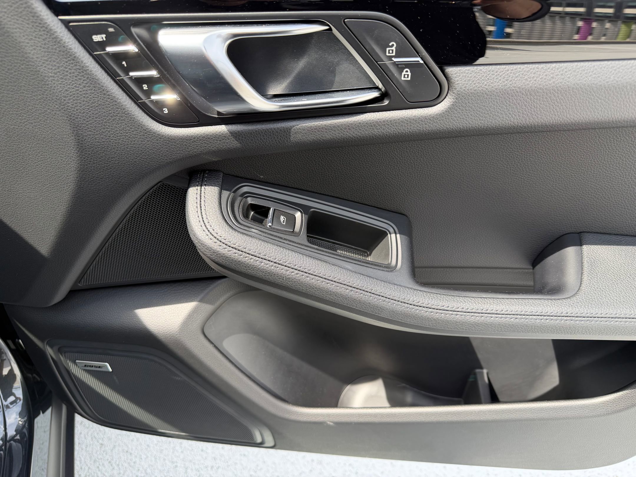 Certified 2026 Porsche Macan AWD/4WD image 18
