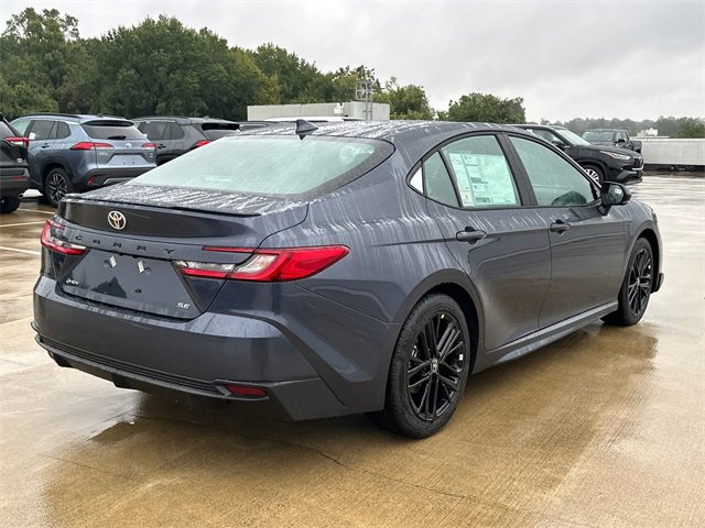 New 2026 Toyota Camry SE image 4