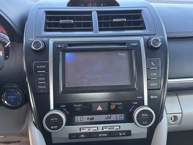 Used 2014 Toyota Camry XLE w/ Leather Package FWD image 18