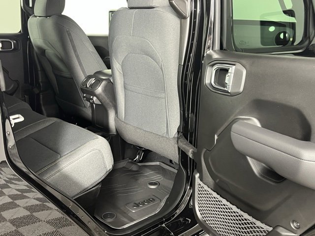 New 2025 Jeep Gladiator Willys image 25