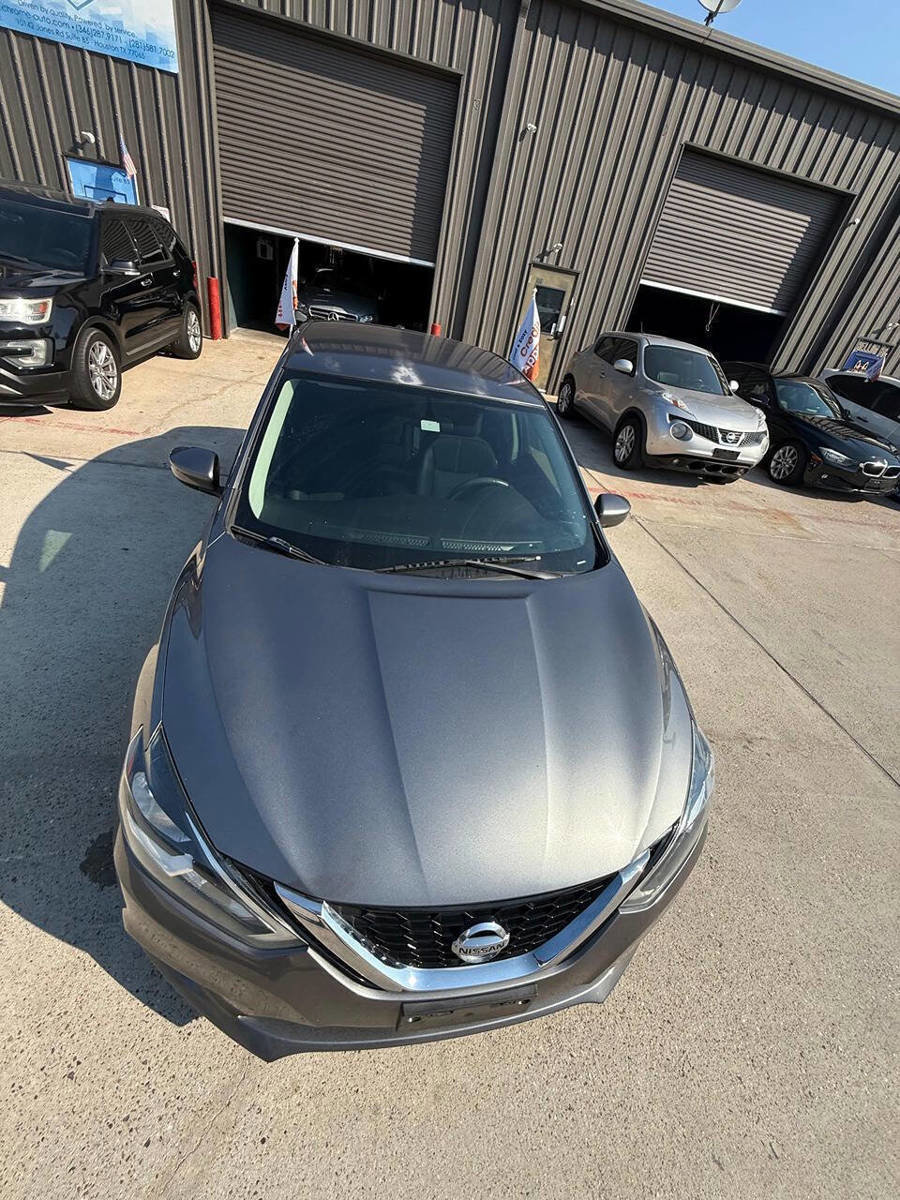Used 2016 Nissan Sentra SV image 5