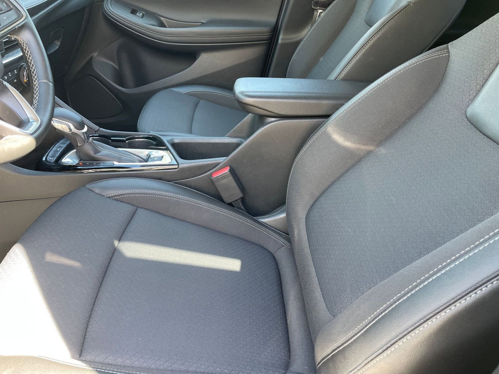 Used 2025 Buick Encore GX Preferred image 25