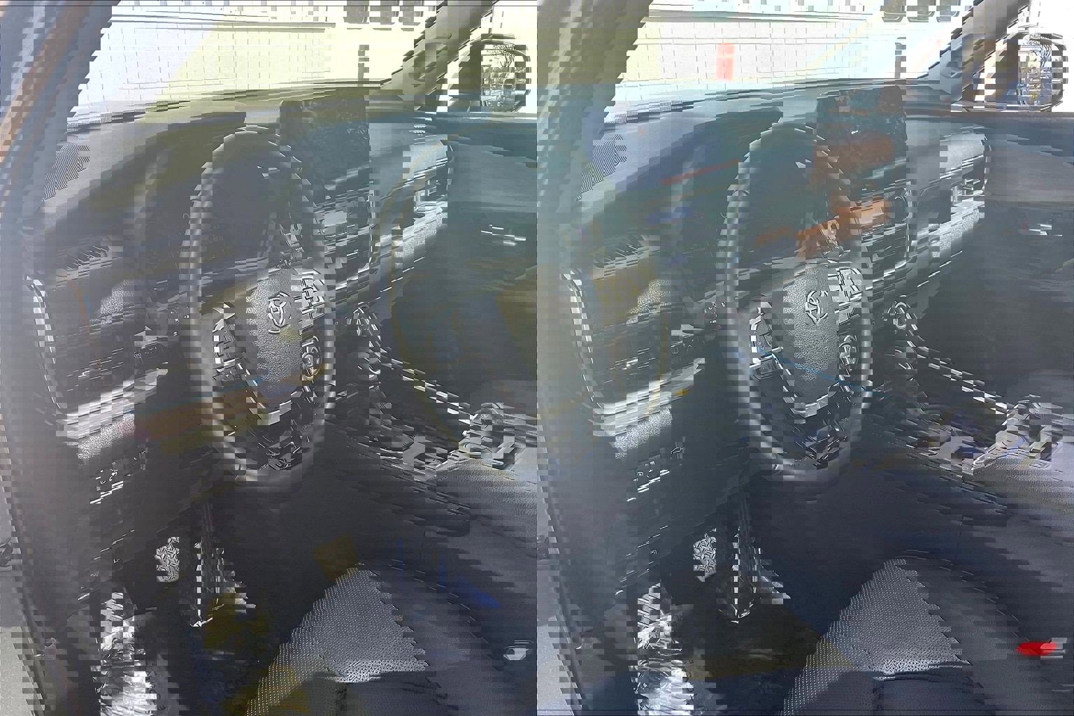 Used 2026 Toyota Grand Highlander Limited image 18