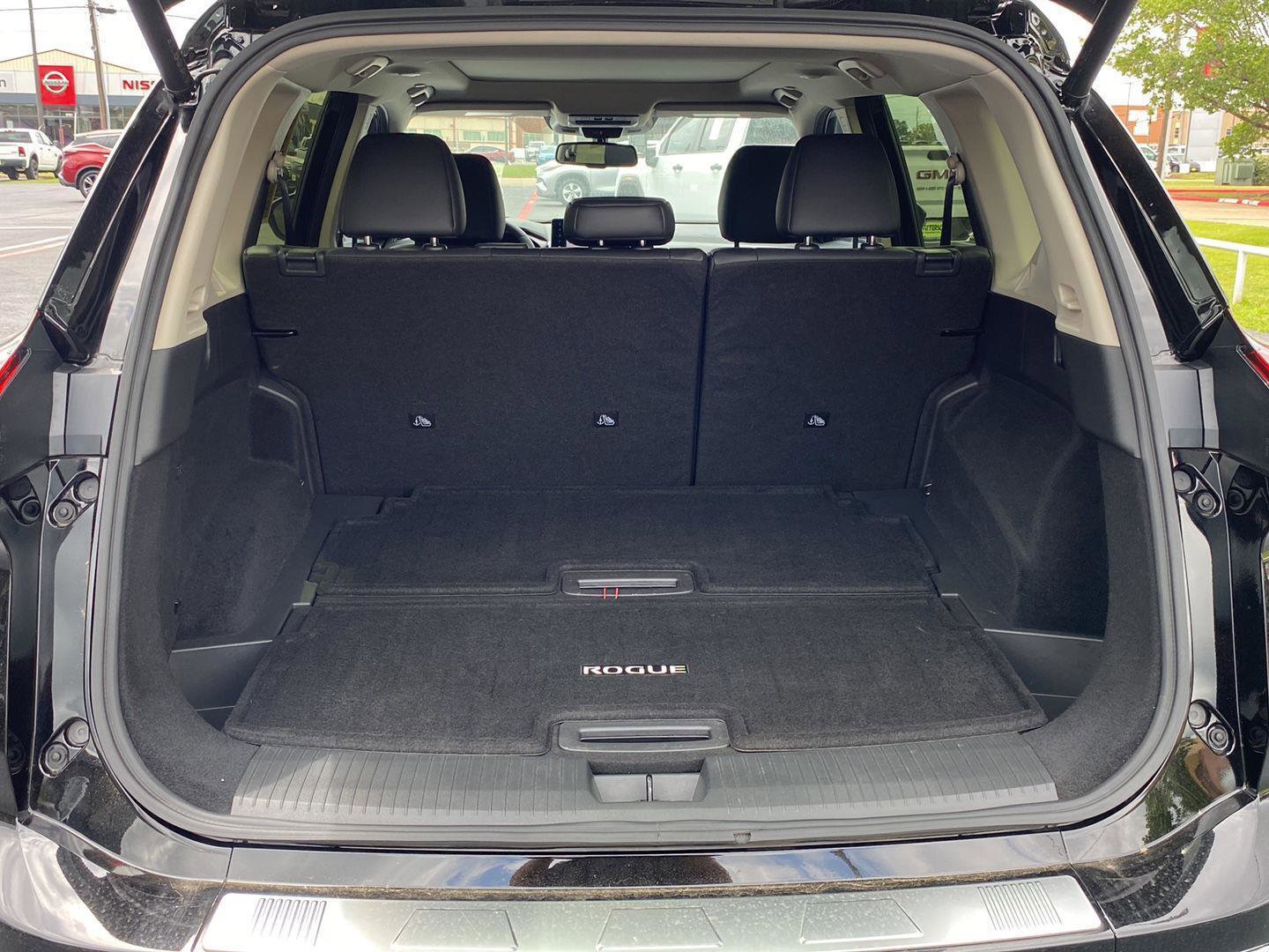 Used 2025 Nissan Rogue Platinum w/ Tech Package AWD/4WD image 41