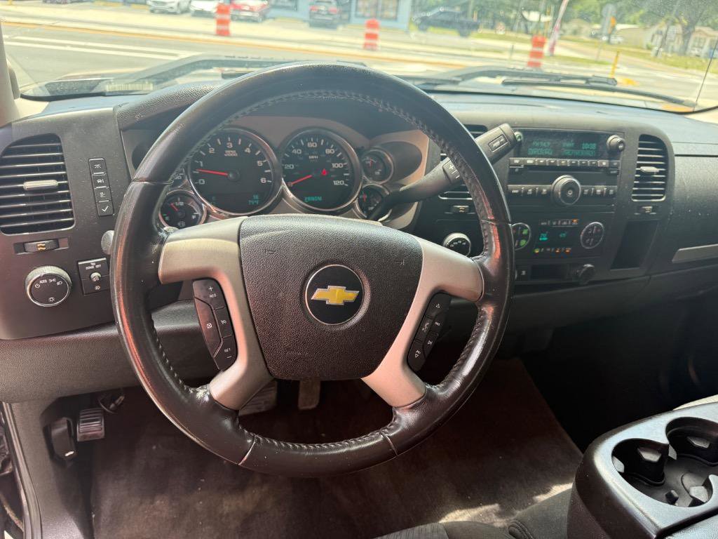 Used 2011 Chevrolet Silverado 1500 LT w/ All-Star Edition AWD/4WD image 19