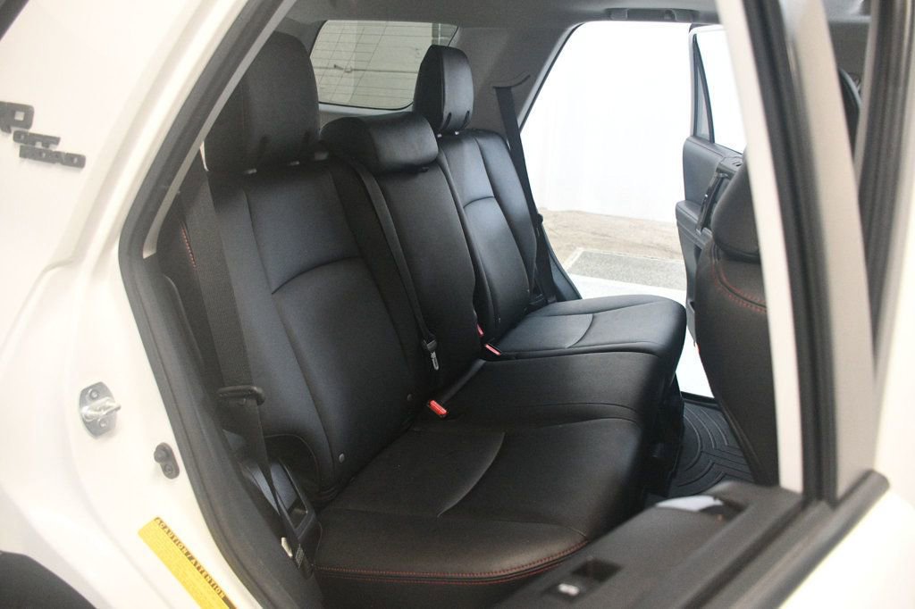 Used 2020 Toyota 4Runner TRD Off-Road Premium w/ Moonroof Package AWD/4WD image 41