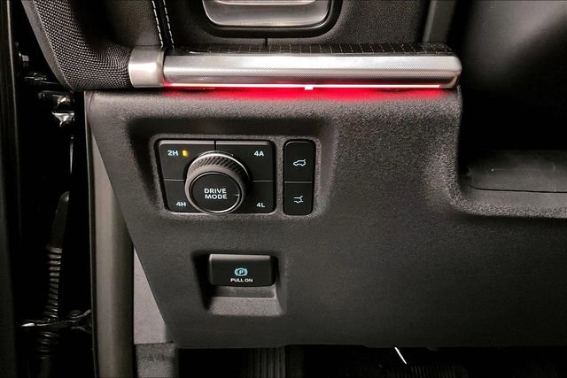 Used 2025 Ford Expedition Platinum w/ Stealth Performance Package image 39