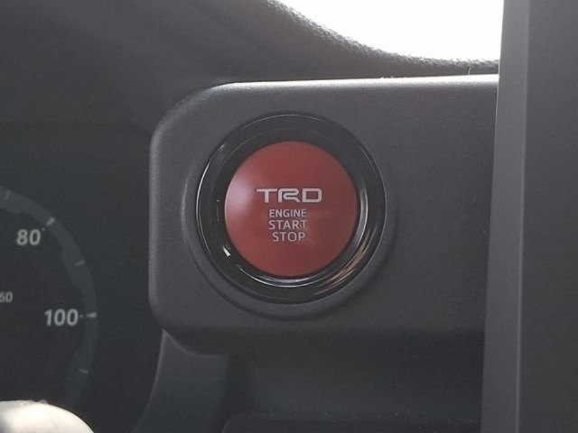 Used 2024 Toyota Tacoma TRD Off-Road AWD/4WD image 24