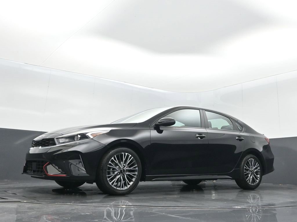 Used 2024 Kia Forte GT-Line w/ GT-Line Premium Package image 11