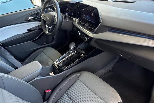 New 2026 Chevrolet Trax LT w/ Driver Confidence Package image 17