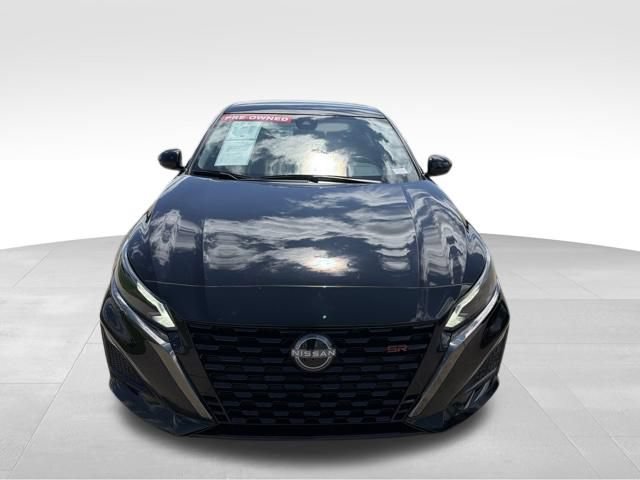 Used 2023 Nissan Altima 2.5 SR AWD/4WD image 3