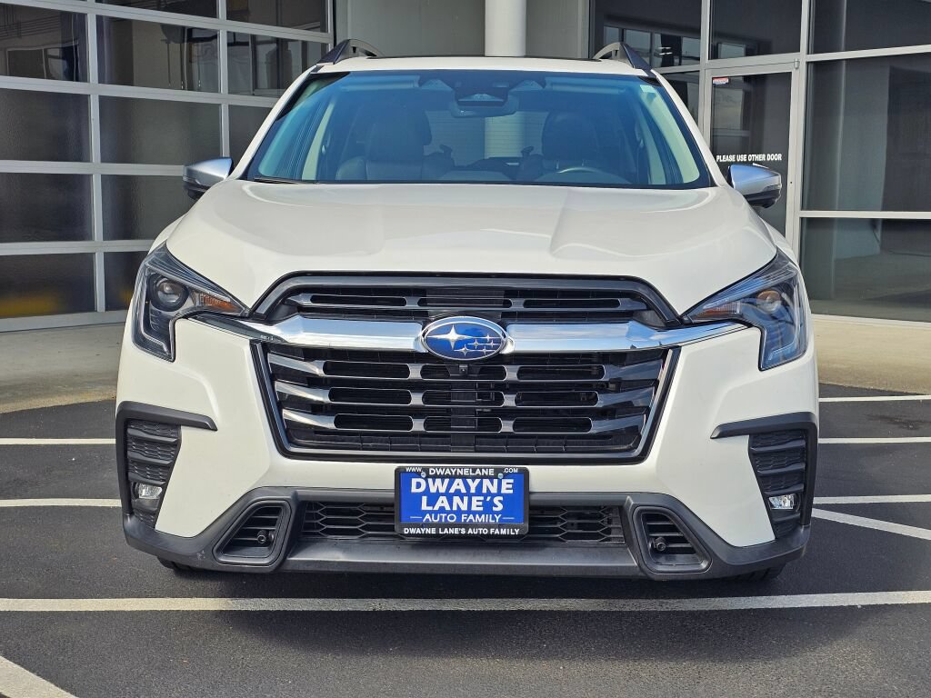 Used 2023 Subaru Ascent Limited w/ Technology Package AWD/4WD image 8