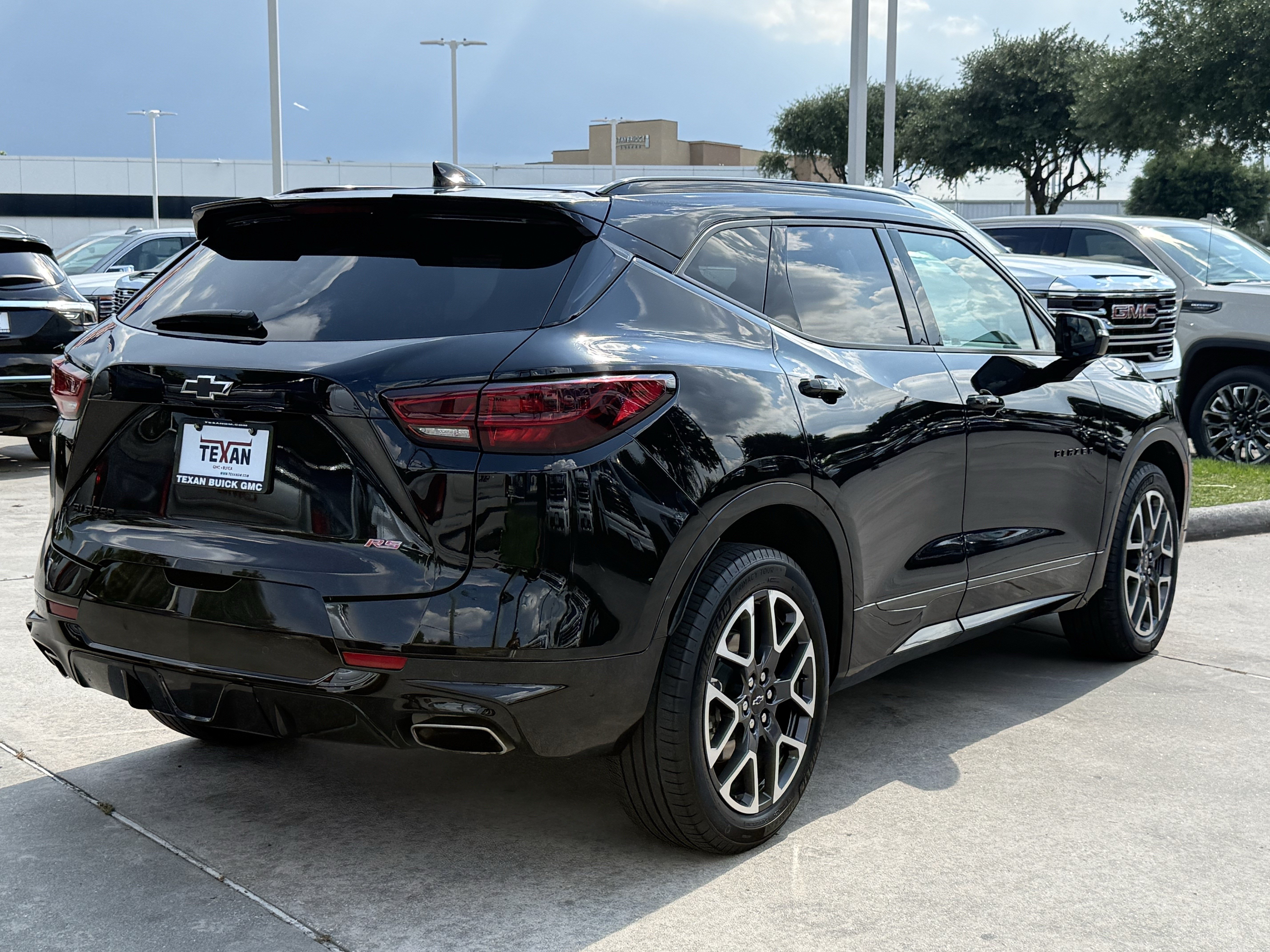 Used 2025 Chevrolet Blazer RS FWD image 6