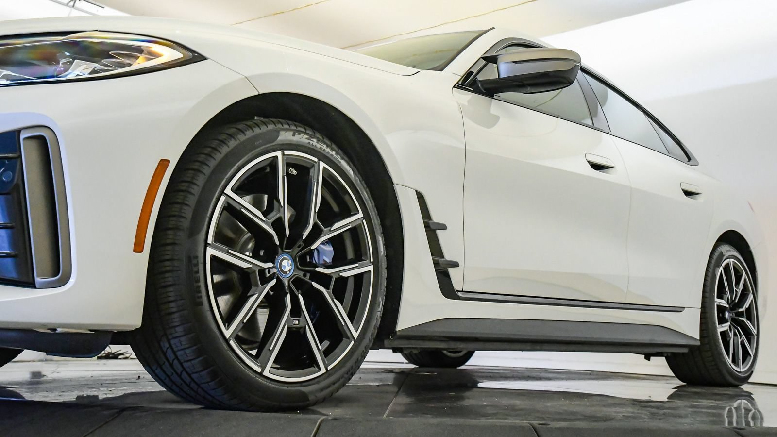 Certified 2023 BMW i4 M50 AWD/4WD image 11
