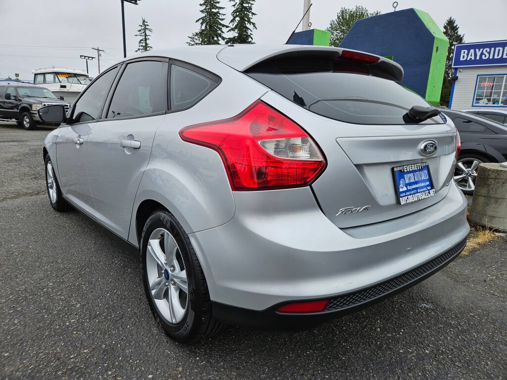 Used 2013 Ford Focus SE FWD image 3