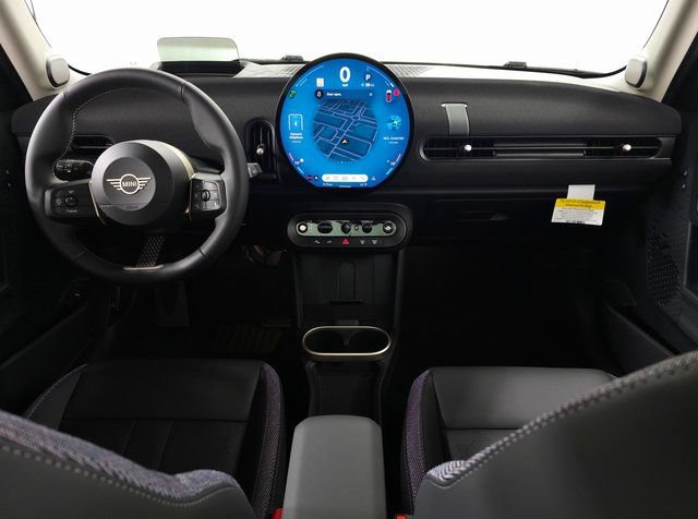 Used 2025 MINI Cooper S FWD image 7