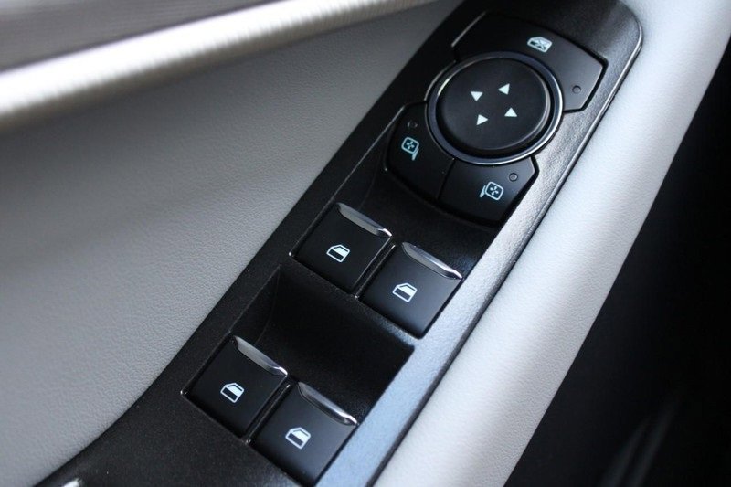 New 2025 Ford Explorer Active w/ Active Comfort Package image 16