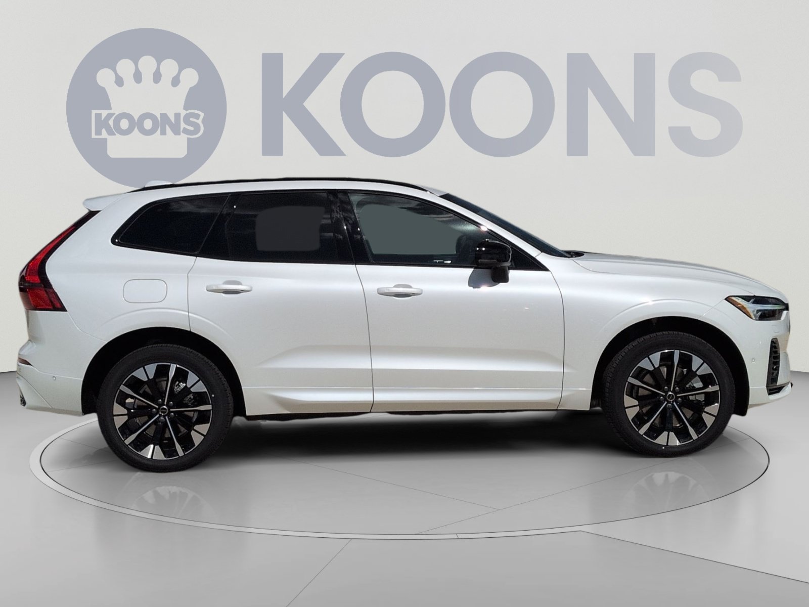 New 2026 Volvo XC60 T8 Plus w/ Protection Package Premier AWD/4WD image 17